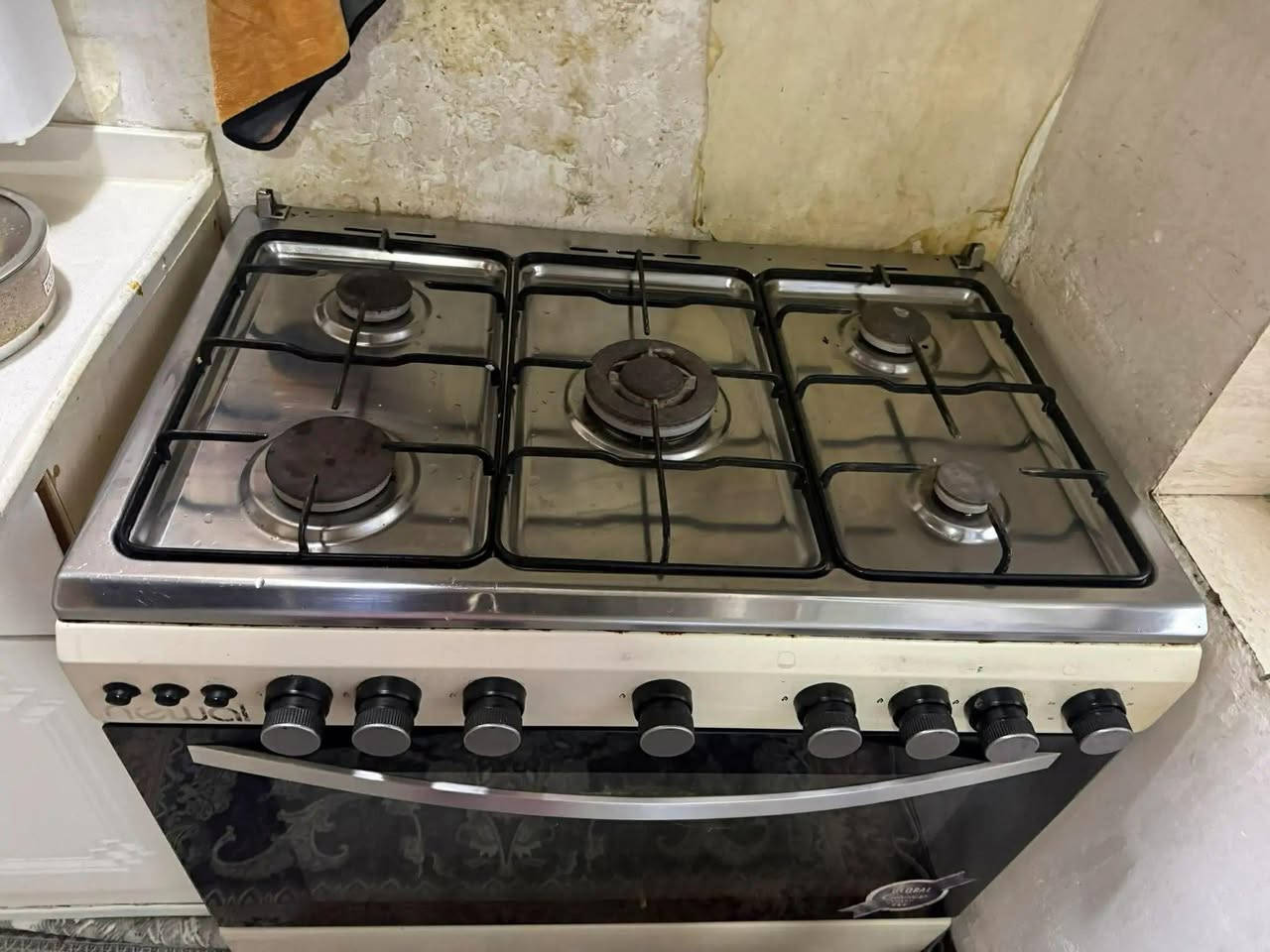 تەباغی 5جاوەی خاوین وبێ عەیبە ئاکری جوانە فرنییەکەشی بێ عەیبە لەسلیمانییه أربيل, العراق


**إذا كنت صاحب هذا الإعلان وتريد حذفه لأي سبب، رجاءا أرسل رسالة إلى الدعم الفني**