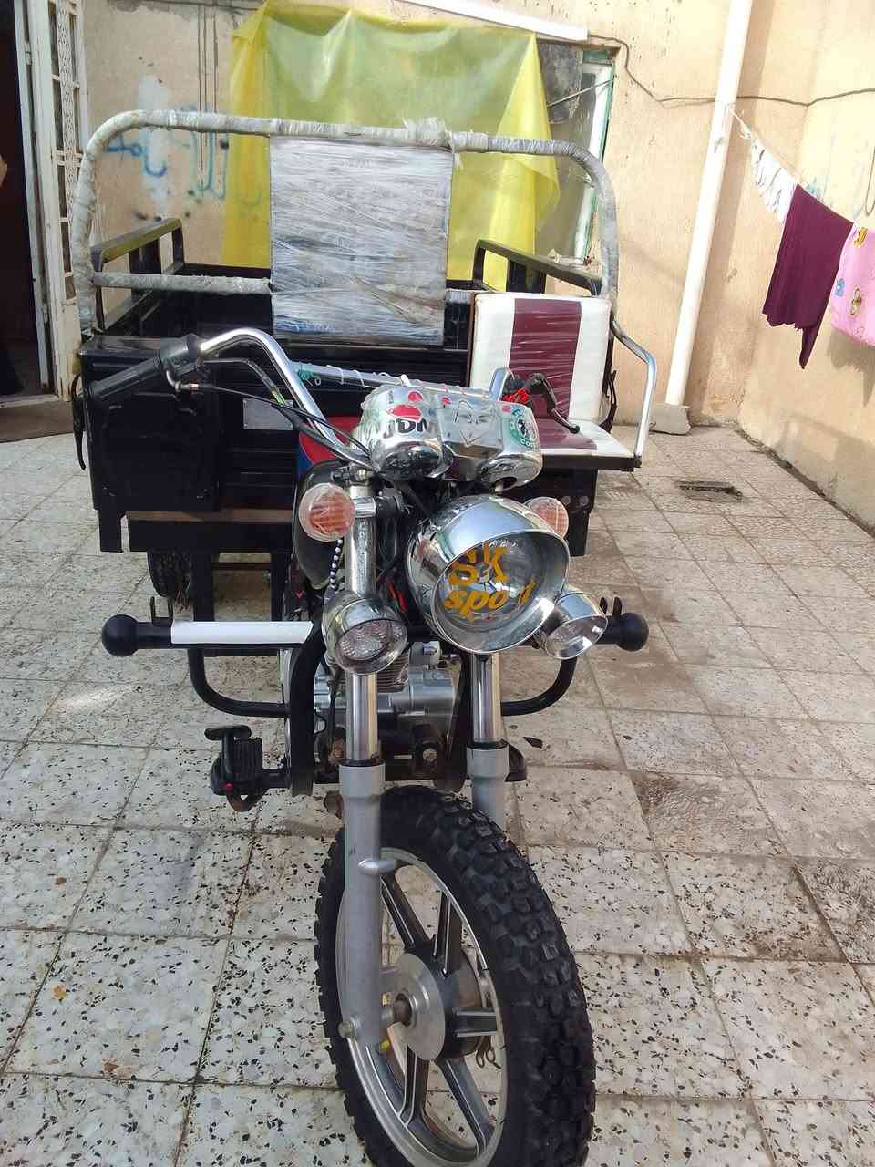 السلام عليكم شباب ستوات جمراه لبيع نظيفه ما بهيه شي 2023 سعر 2 مليون بهيه مجال ***********
