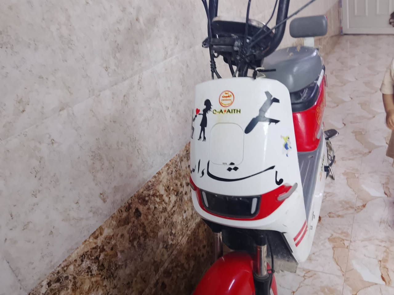 ماطور شحن للبيع سعرو 75 بدون بطاريات


**إذا كنت صاحب هذا الإعلان وتريد حذفه لأي سبب، رجاءا أرسل رسالة إلى الدعم الفني**