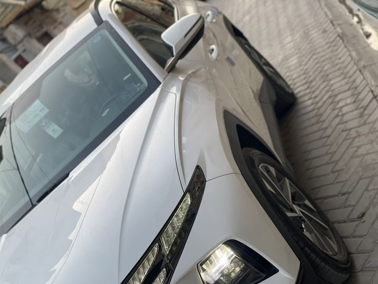 السلام وعليكم
توسان 2023  خليجي ماشيه ٣٤ حقيقي  سياره وضع شركه بيها بارد كد اصبعين قبق جنطه فقط سونر موجود  مكاني بغداد مدينه الصدر  السعر ٢١٠ بيها مجال بسيط ***********
