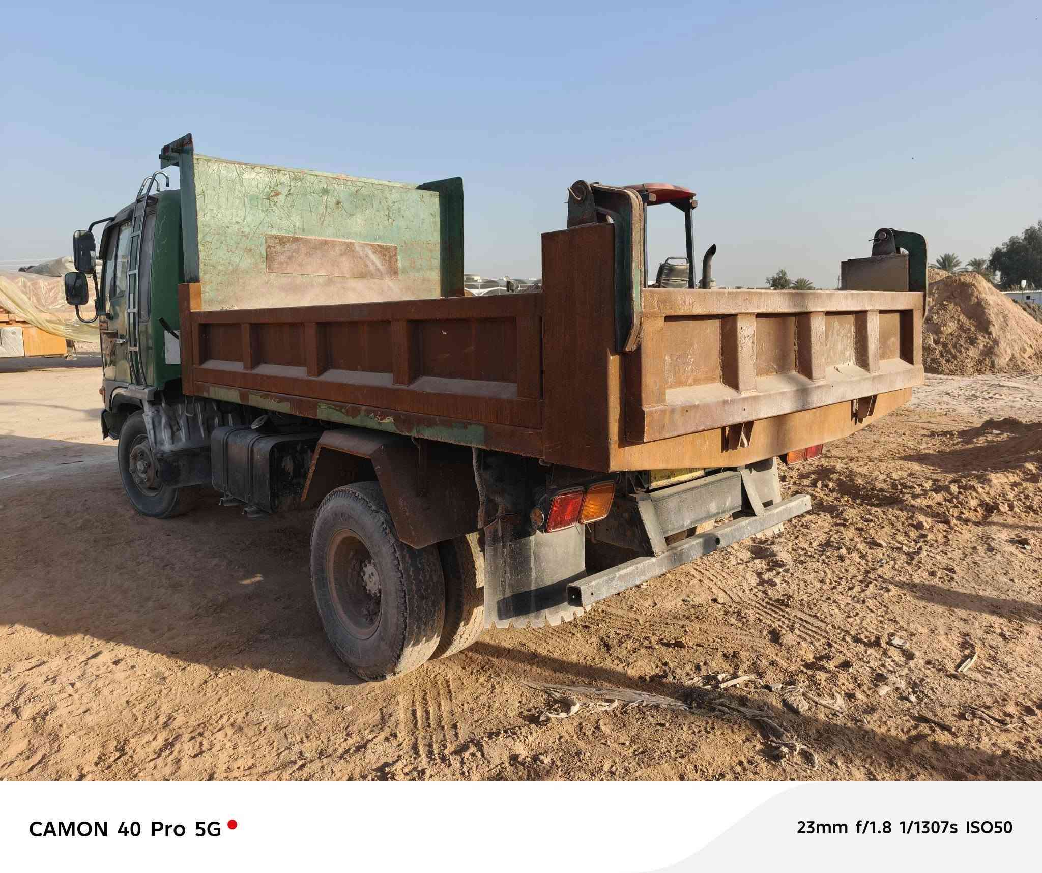 السلام عليكم هينو انكر للبيع مكينه 80 
سبعه كير 7 
حداديه وبدي جديد 
السيارة تتحول رقم انكليزي امسجله اموديله 
للاستفسار اتصال
***********
***********
