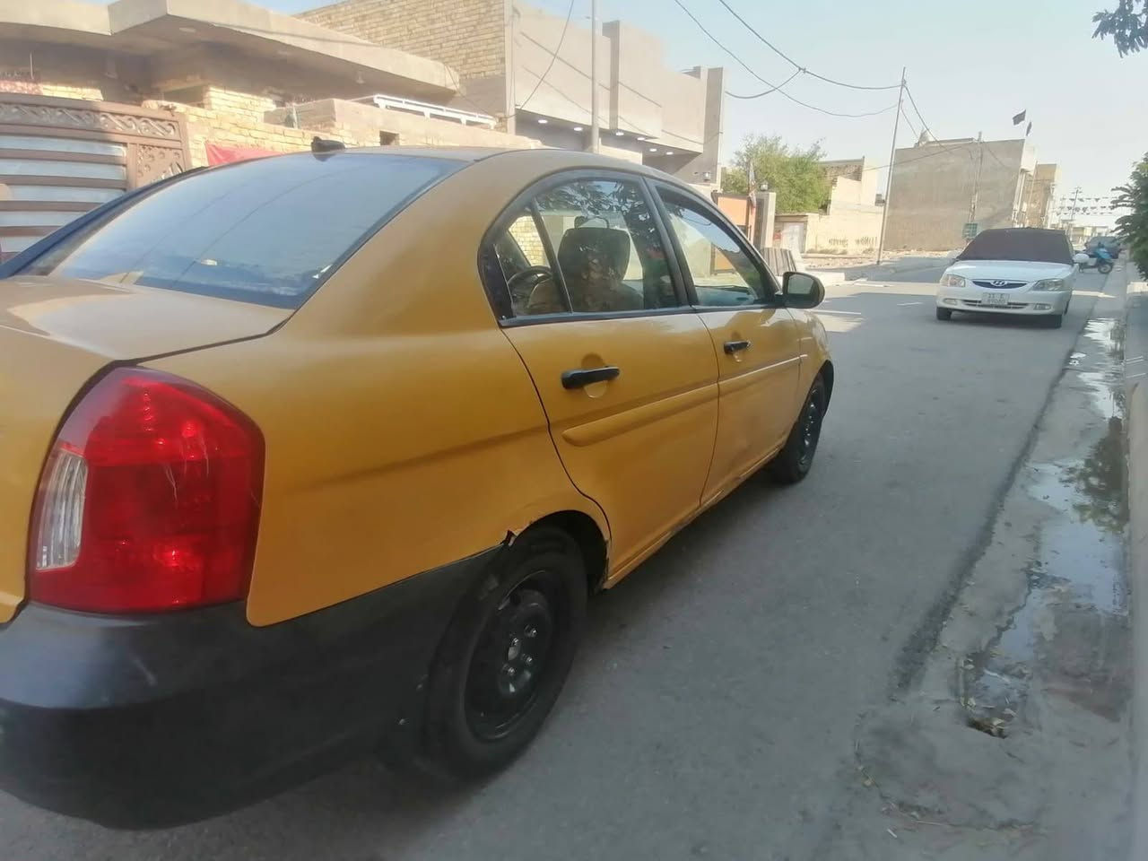 السلام عليكم اكسنت  البيع   موديل 2010.
وارد امريكي رقم واسط انكليزي 
باسمي تحويل مباشر   
وارده كما مأشر بالصور 
 المكان واسط الكوت  
السعر 75 لاستفسار لاتصال علئ الرقم  ***********

