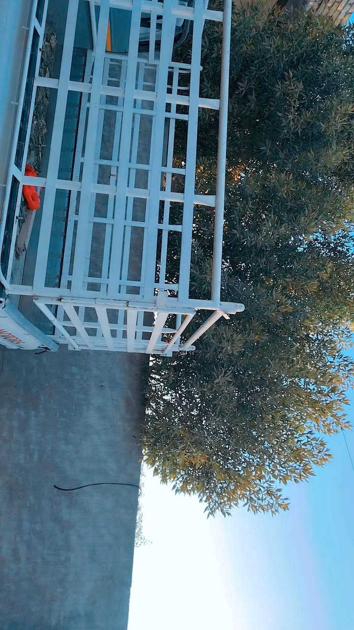 محجر كيه جديد السعر ٣٥٠ وبيه مجال العنوان جبله
***********
