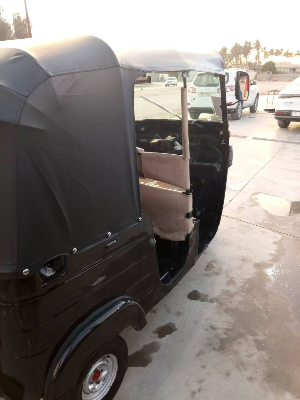 السلام عليكم تكتك للبيع  موديل 2017
تكتك حلوه ونضيفه مصبوغه عام مصلح خياسات كامله اي خياس مابيهة  مكينتهة زينه شلعه ومعدل خير من الله  كهربائيات كلهة شغاله  دوشمه جديده سفريات جدد  دمام بيهة العنوان بابل المسيب السعر 3.250بي مجال تنويه التكتم اوراق قرار قاضي قرار قاضي بس ينزل القرص تترقم   المايعجبه سعر لا يتصل ***********
