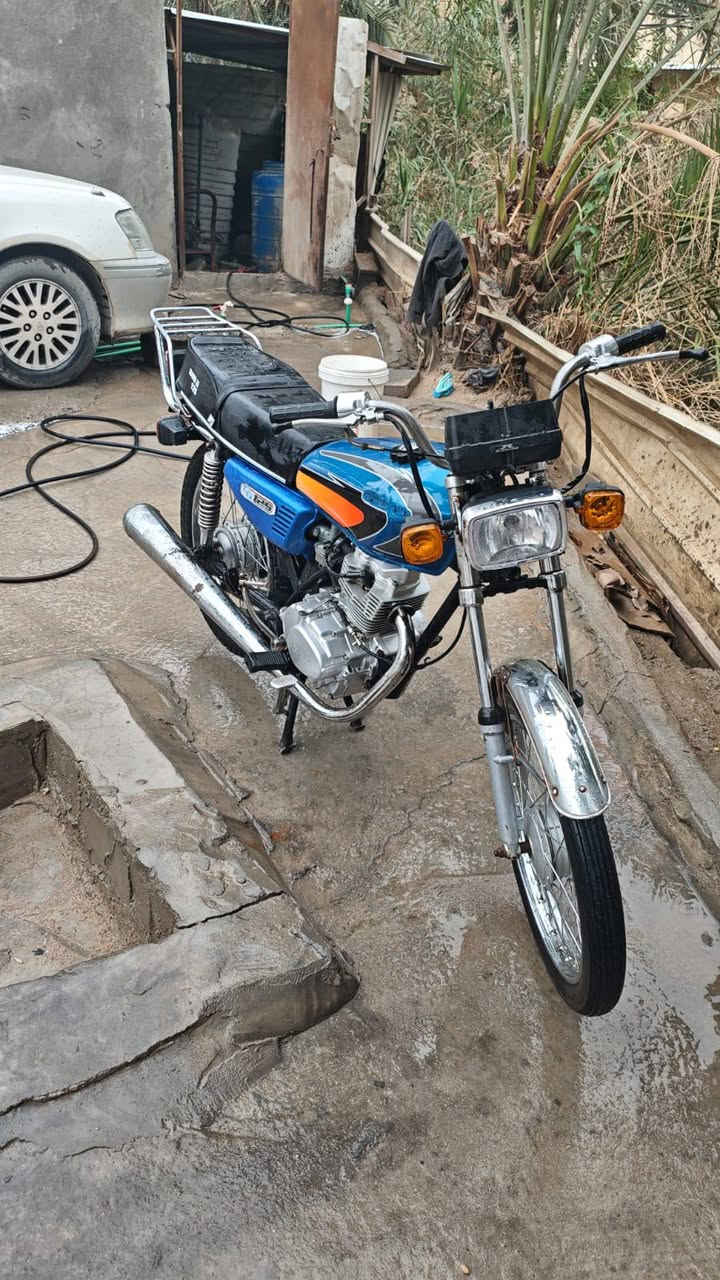 سلام عليكم دراجه نامه ادوات ادوات الدراجه جاهزه من كلشي ما نقصها اي شي السعر 625وبيهه مجال كهربائيات شغاله مكينه ما مفتوحا العنوان بني منصور الناحيه ***********
