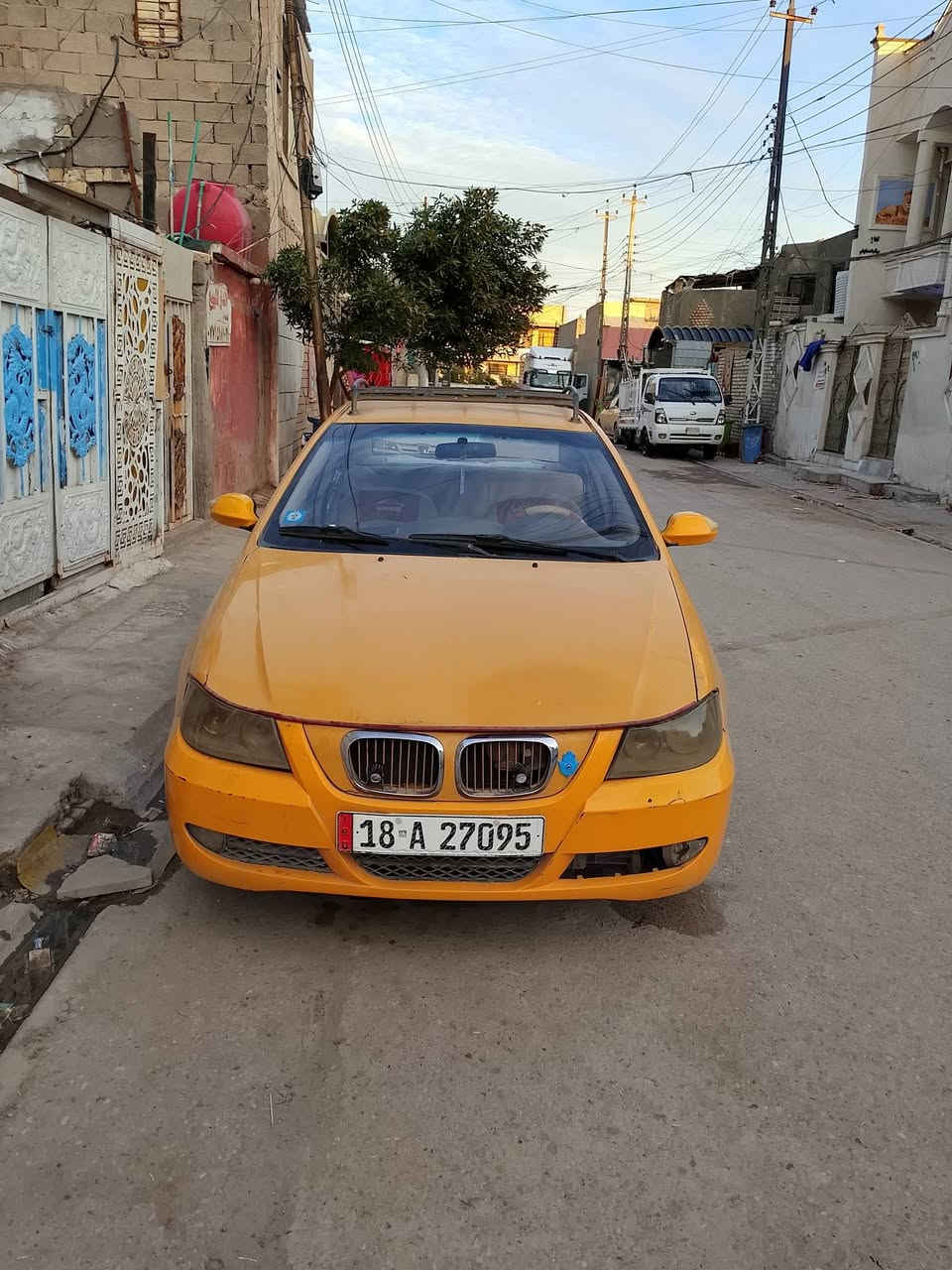 سلام عليكم سياره نيفانن سياره خير من الله كير محرك كورلا لا تبخير لا تنقيص جاهزه بسمي الموديل 11 السعر 32 وبيها مجال الاتصال *********** مكاني بغداد بل بلديات
