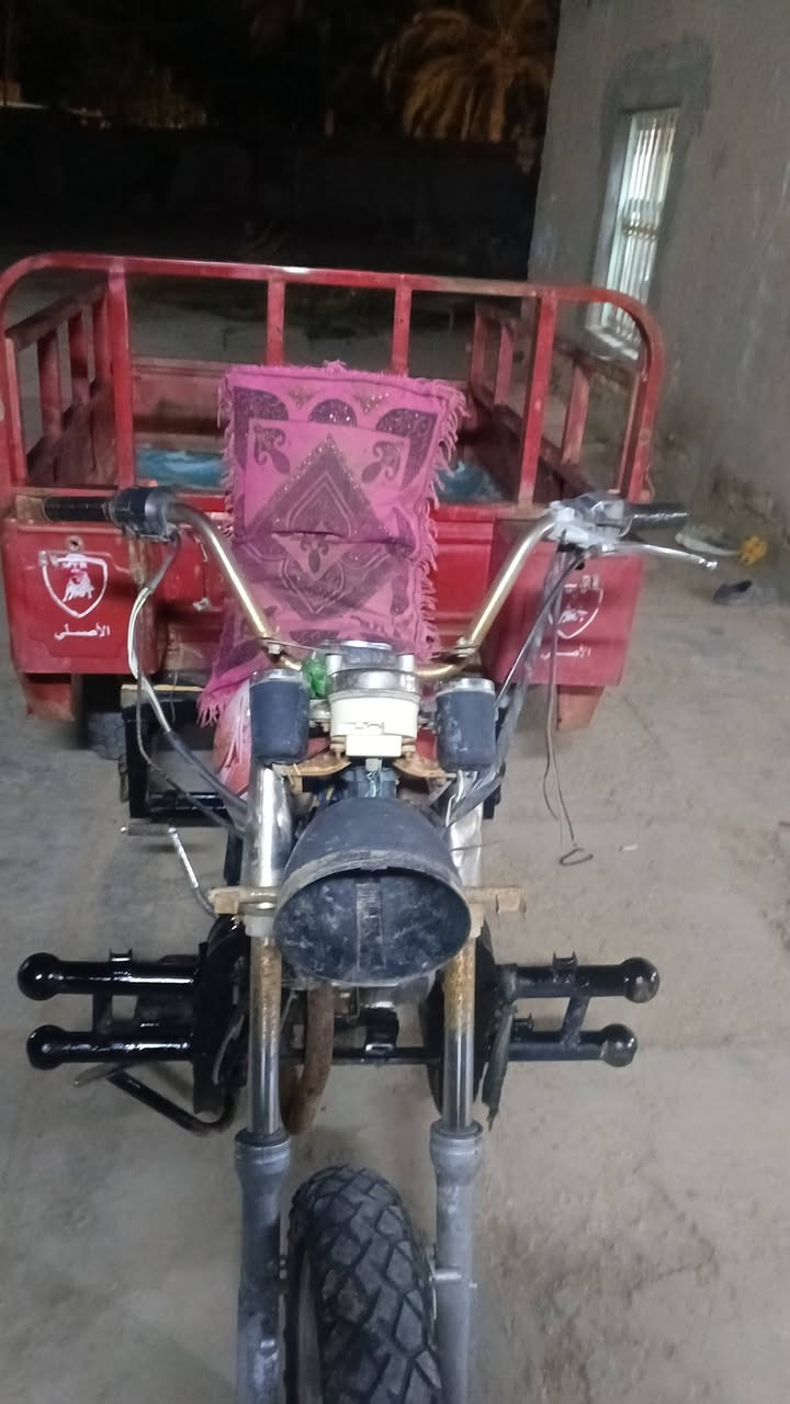 15 اوراق اصولي شاصي وركبه ومحرك مكفولات عوزه ترتيبات خفيفه 550 وبيه مجال للطيبيين مكاني صدر الدغاره منطقه العويديين


**إذا كنت صاحب هذا الإعلان وتريد حذفه لأي سبب، رجاءا أرسل رسالة إلى الدعم الفني**