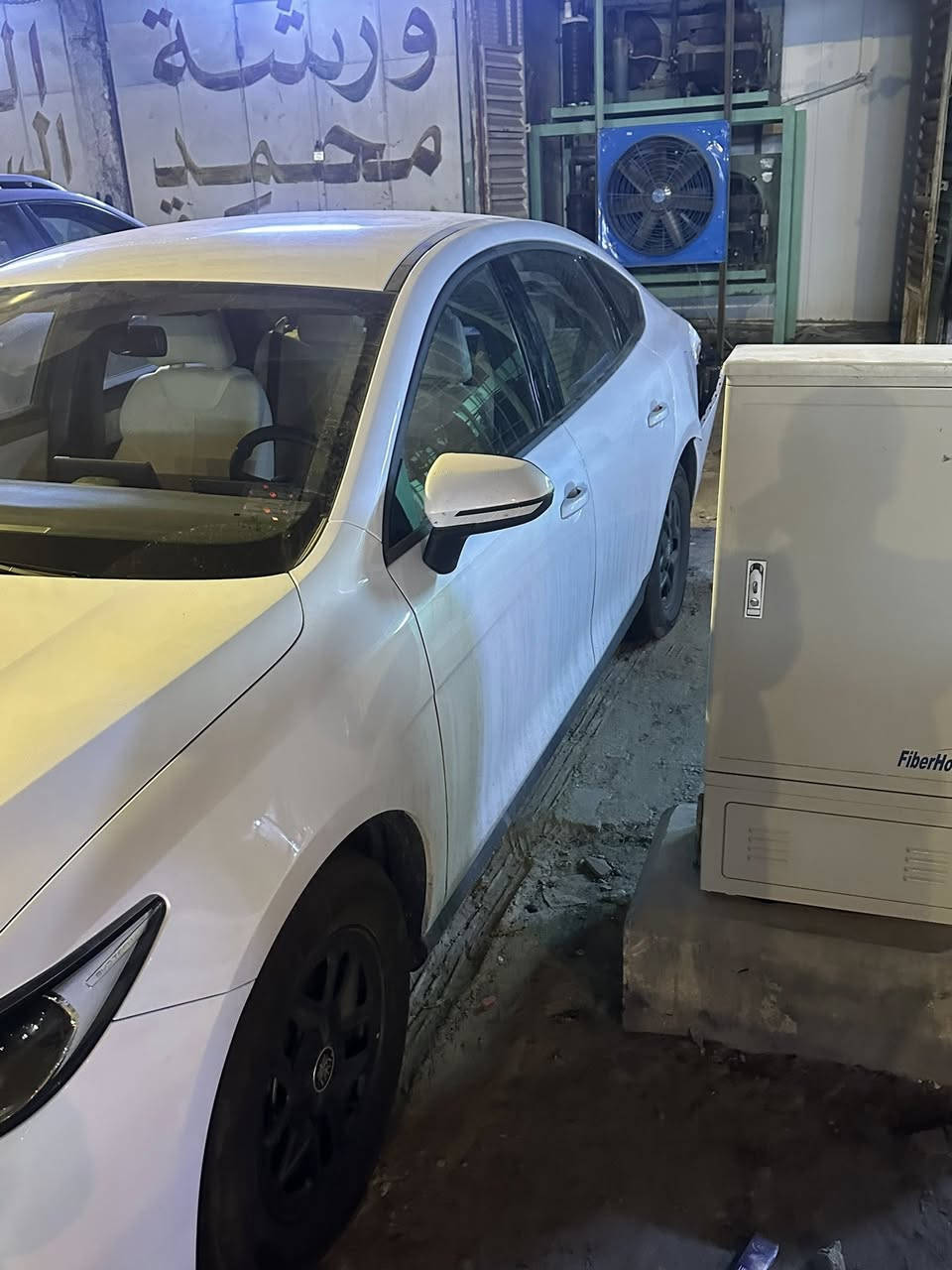 سياره بي واي دي جن بلاس مديل 2025 السياره سابقاً زيرو بعدهه بوضع الشركه كفاله عامه من الشخط وحالياً بيهه فقط هذا الحادث صار بيهه جاملغ وصندوك ودعاميه وشاصي شوي تضرر ايرباكات سليمه الي تعجبه يتصل ويجي يشوفهه اهلاً وسهلاً 
***********
