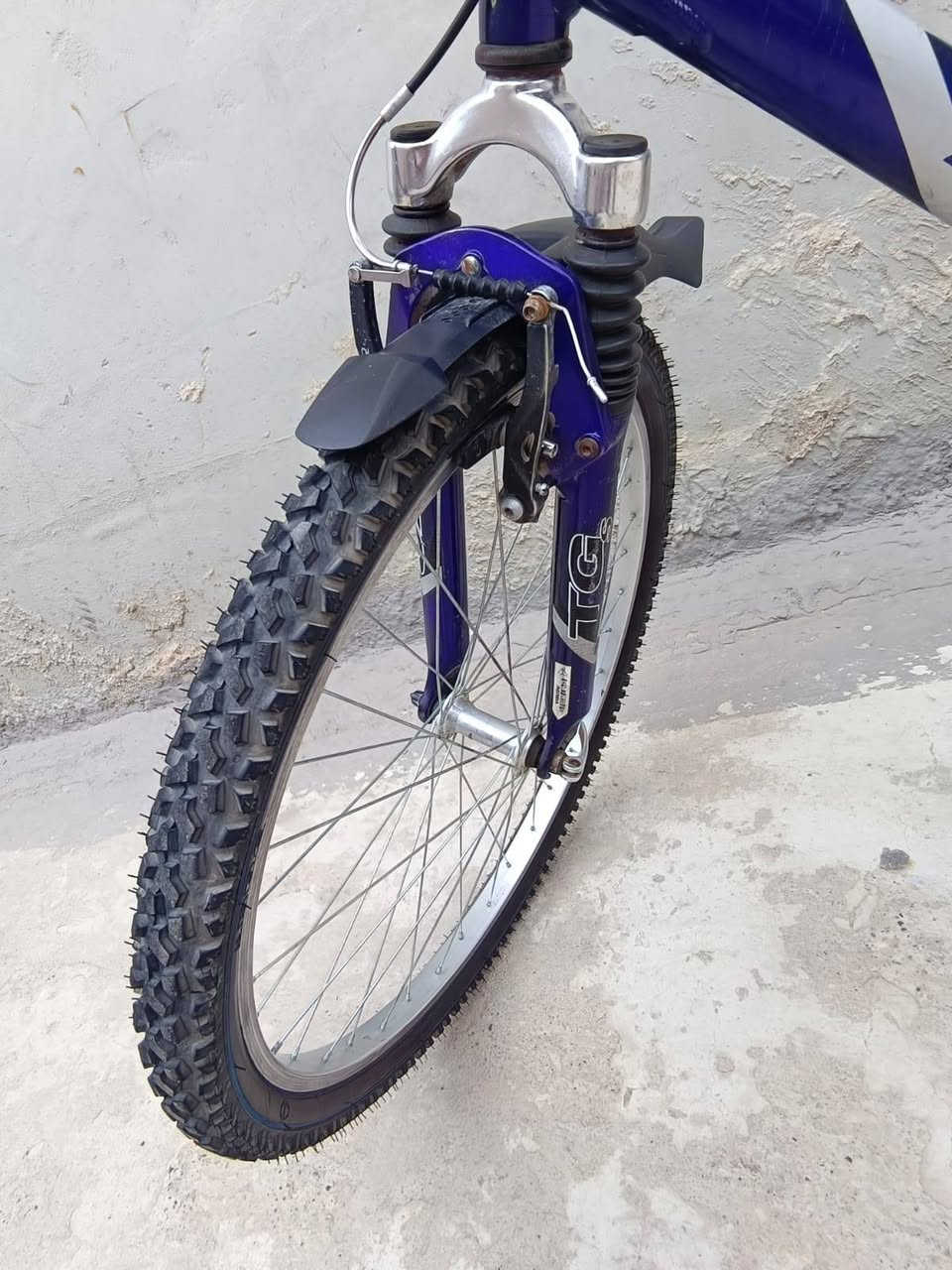 سلام عليكم باسكل من نوع Merida Matts للبيع سعره 150الف نضافته موضح بل صوره بايسكل كامل كامل برغي مامفتوح بي  كلو شركة مكاني موصل حي ميثاق شراي تفضل خاص وشكرا


**إذا كنت صاحب هذا الإعلان وتريد حذفه لأي سبب، رجاءا أرسل رسالة إلى الدعم الفني**
