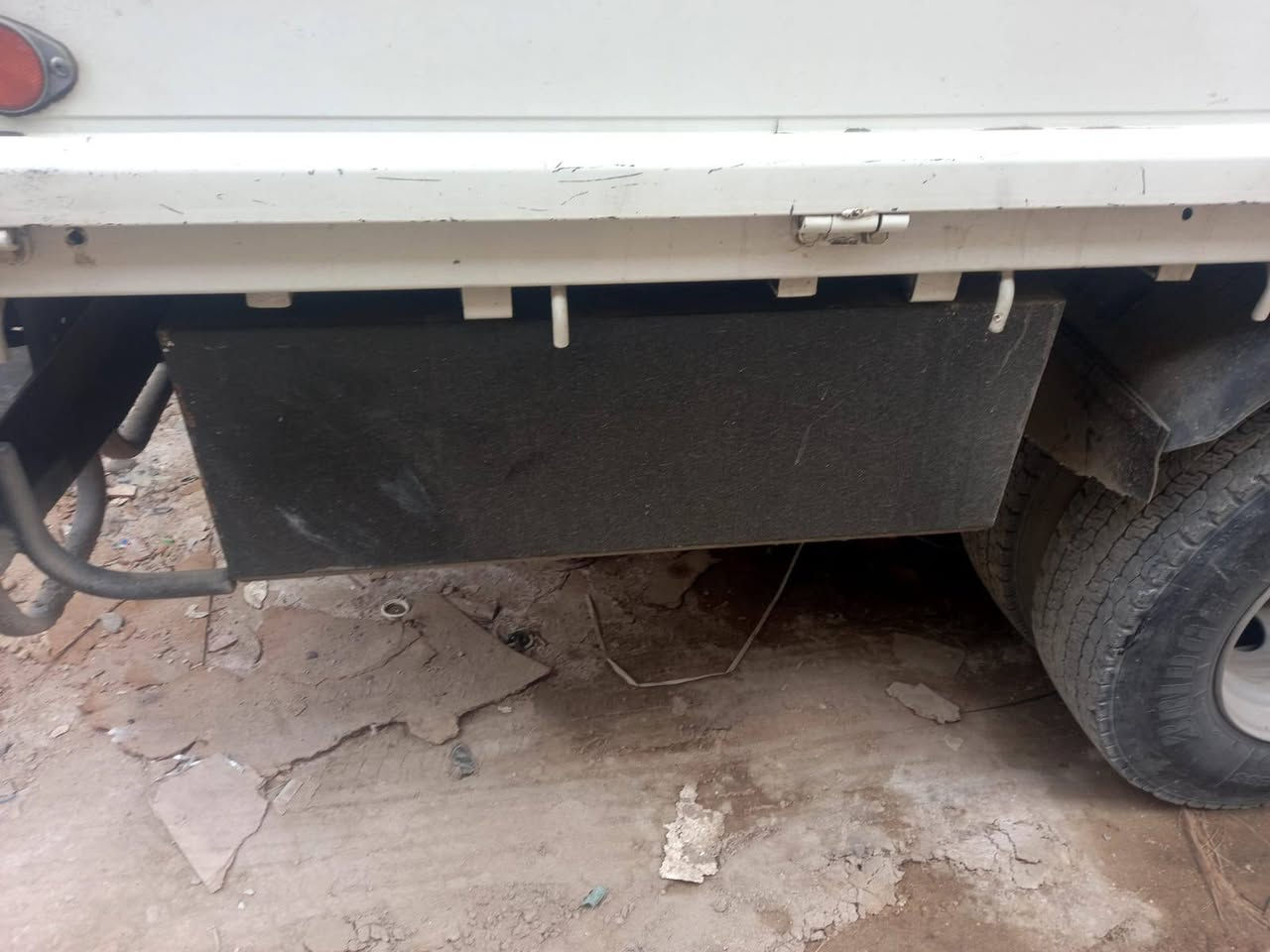 صندوق تانكي ماءً البيع ***********
