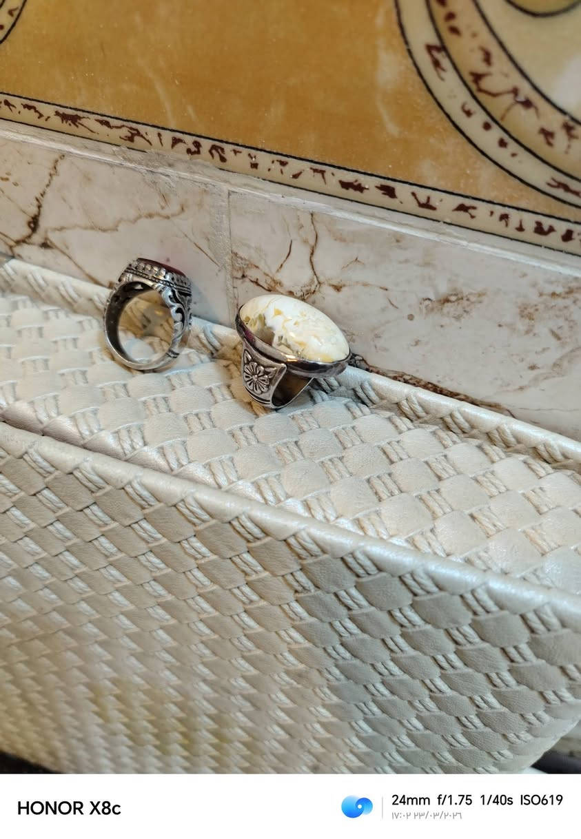 مستعجل على بيعتهن 100 الف والله يسون اكثر وبل عافيه


**إذا كنت صاحب هذا الإعلان وتريد حذفه لأي سبب، رجاءا أرسل رسالة إلى الدعم الفني**