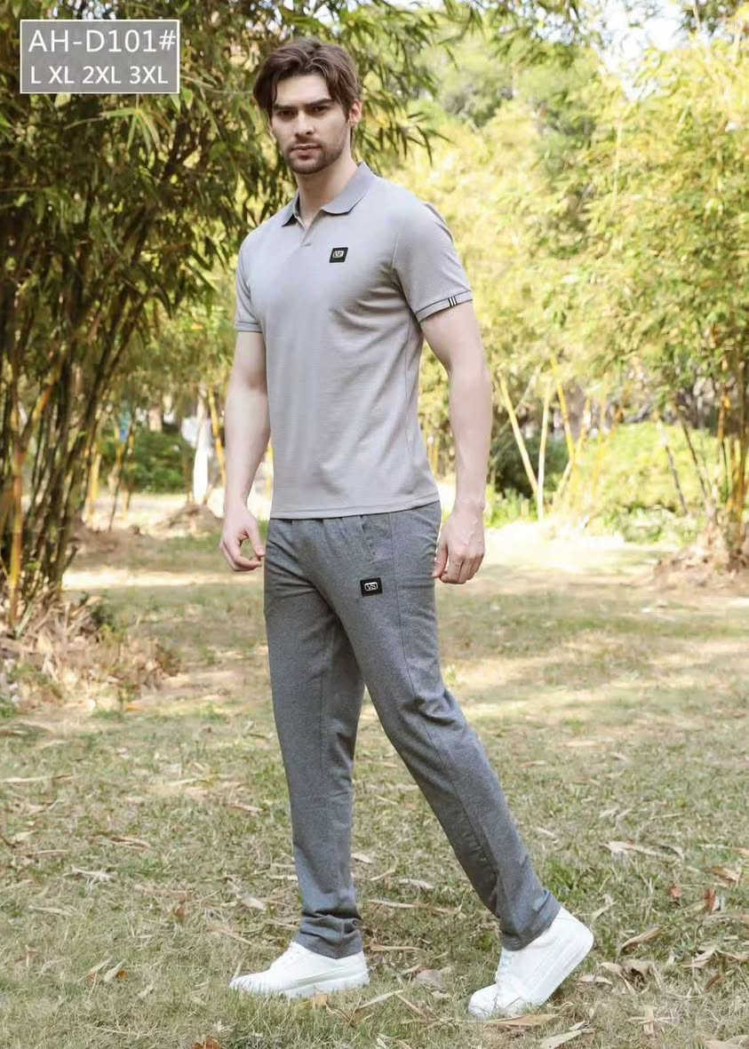 جديد محلات المرتجئ …  🪡🧵

 
تراكسود رجالي  ماركة الميلانو الأصلي 
بخامات جديدة ومختلفه 
متوفر ب 4 الوان أساسية مميزة  … *استندر* 
 
*القياس*
( L …  XL … 2XL … 3XL )

 العنوان 

*    بغداد _ الحسينية الراشدية _

*  سوق _ الاول _ الصغير 

📩 للحجز والاستفسار واتساب (***********)
