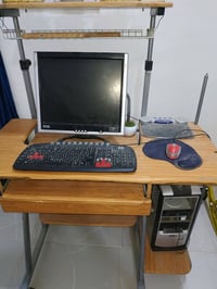 حاسبة منضدية • نواقص بسيطة • تجميعة