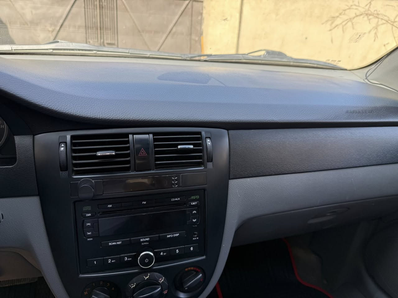 السلام عليكم
اوبترا ٢٠١٣

كير اوتوماتيك 

تدفئة تبريد شغال وفول

ماشية ١٨١ الف كيلومتر

رقم سليمانية دولي وبإسمي 
سنوية للـ ٢٠٢٩

مكان السيارة بابل/ حله

للاستفسار يرجى المراسلة خاص 

صور السيارة والسونار 👇🏻


**إذا كنت صاحب هذا الإعلان وتريد حذفه لأي سبب، رجاءا أرسل رسالة إلى الدعم الفني**