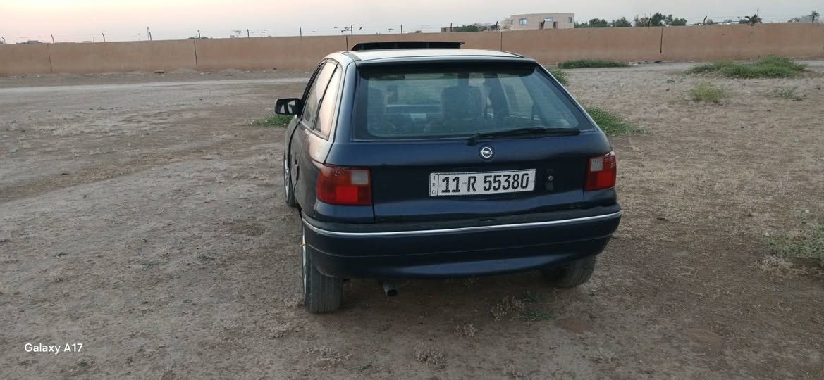 السلام عليكم اوبل استرا موديل 92 رقم بغداد انكليزي سنوية لل30  محرك 1600 كير محرك صدر تايرات كلة فول بيع او مراوس حسب القناعة اومراوس مع فكترا السعر 38 وبي مجال حك الجية *********** واتساب
