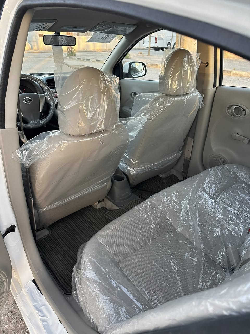 للبيع صني هندي اصل بليته زركه شكل الجديد شباك نحله موديل 2024اربيل بأسم شركه وكاله تحويل كفالة عامه ابيع ع الفحص 
جديد مثل الزيرو ماشيه 30 الف 
(سعر 120)مكان النجف شارع الروان 
الأتصال ***********
