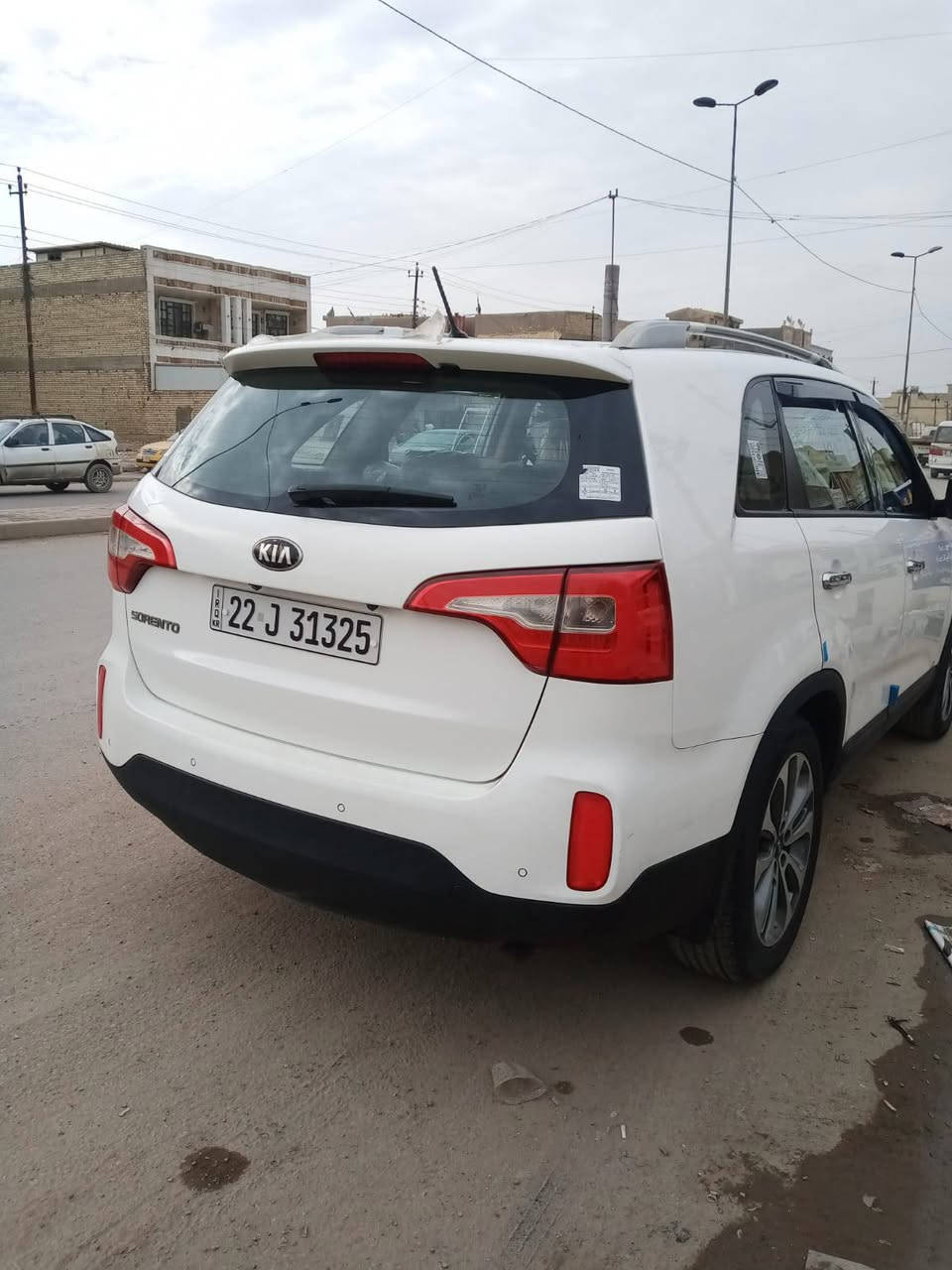 سورنتو
سورنتو خليجي 2015 رقم اربيل الجديد شرط التحويل 
مكينه اربعه دوش مكفول من كلشي 
فقط كازكيت تبديل حديد اصلي على ايدي 
ماشيه 137
7 راكب
تبريد وتدفئه 3 قطع جيد جداً 
حساسات امامي وخلفي 
كامره امامي وخلفي وداخلي معه شاشه اصليه 
دخول ذكي 
تحكمات شغاله كله 
بصمه السياره 
مواصفات معروفه عده البانوراما 
جاهزه للئخير
وتراي وين ما يعجبك حاضر 
مكفوله السياره 
فقط بارد بسيط جهه الأيمن بل اسفل البابتين جرت شخط
رجعت بارد ولا امبينه ولا صبغ ولا كارت 
وجوه قبق البانزين رصعات اثنين عايفهن بسيطات 
فقط
نضيفه السياره الحمدلله نصبه ولا متعوبه 
وشايف الف خير لتصير من نصيبه  والشراي يخابر يجي يشوف ويقتنع ***********
