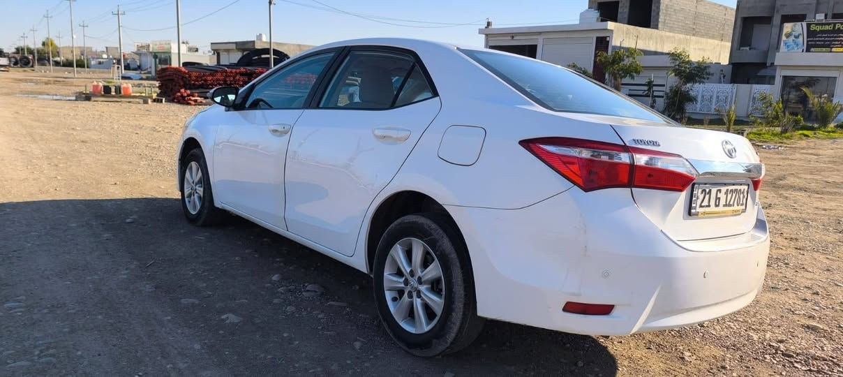 السلام عليكم كورلا 2014 رقم سليمانيه بيهة قطعة ونص جامرلوق أمامي ونص من الباب الخلفي جهت السائق نكول قطعتين حتة لا اتعبك ولا اتعبني شرط بدون دواخل السيارة حلوة وجديدة صدر نضيف تايرات نضيفة مواصفاتهة معروفة تبريد ثلج السعر 126 بيها مجال بصيط للستفسار مكان السيارة ديالى كفري *********** @***********
