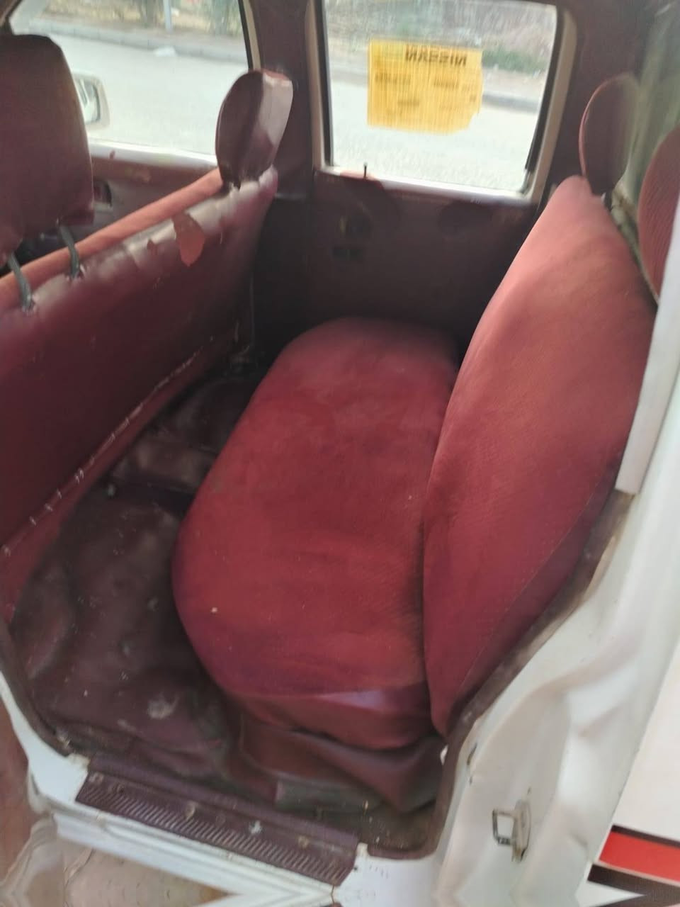 السلام عليكم بيكب نيسان موديل 95 نضيفه جدن سياره محوره مكينه ونجي وتماتيك رقم ذقار راعيه موجود بالعماره قاصرين 
*********** عمارة, ميسان
