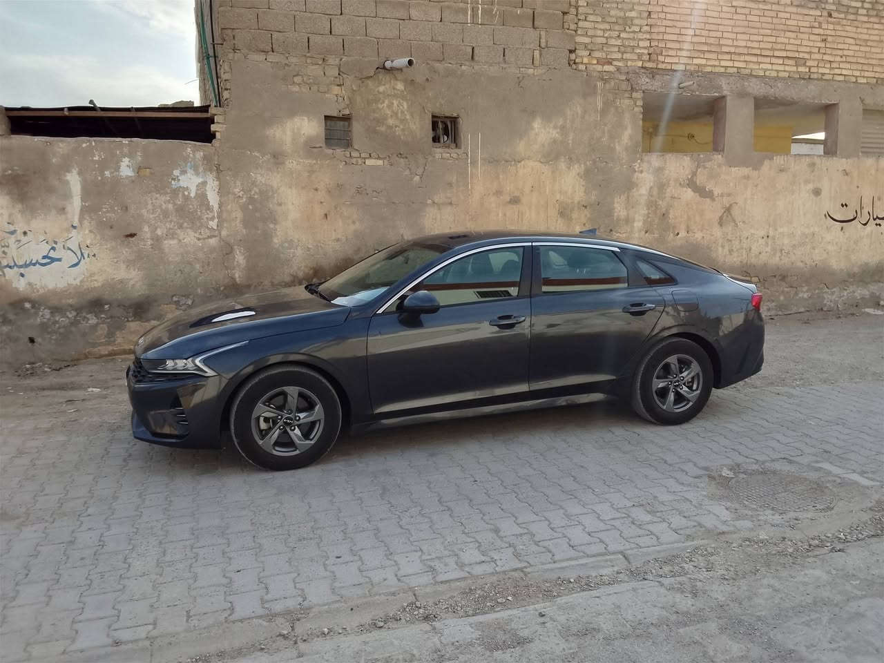 كي 5  موديل 2023 امريكي حادث جاملغ وبابين تحويل مباشر السعر  150 مكلف ب النشر اتصل على الرقم ***********
