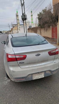 كيا ريو موديل 2012شكل جديد السياره مصبوغ حزام اثار شضايا  محرك 16دوش  ...