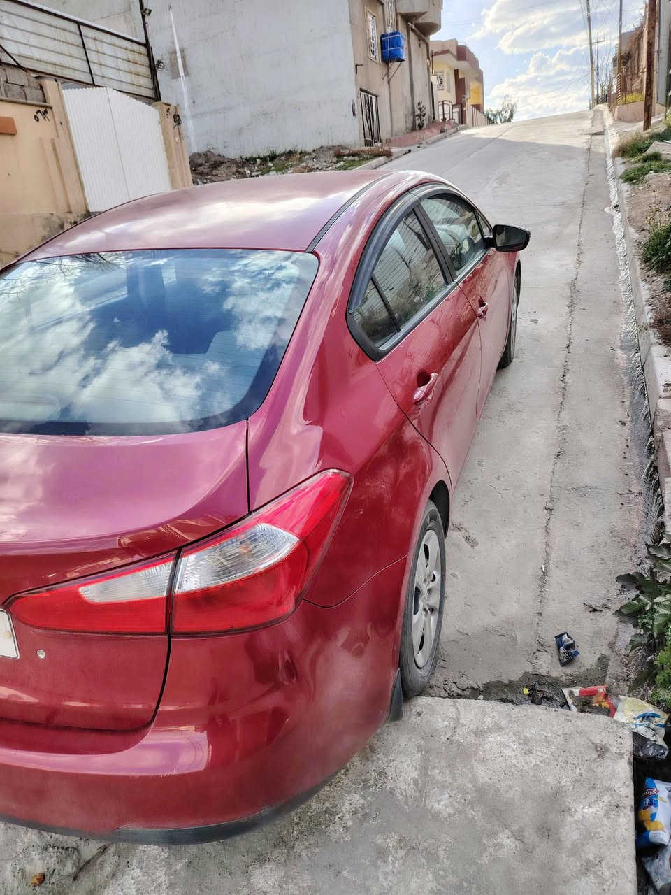 للبيع فقط.. سيراتو ٢٠١٤ خليجي كلين ماشية ٢٢٠ لا صرف ولا نفخ محرك ما مفتوح بيها بعض الملاحظات معاها كوبون بنزين رقم نينوى جديد بأسمي... السعر ١١٠ وبيها مجال بسيط للاستفسار  :***********
*********** موصل, نينوى
