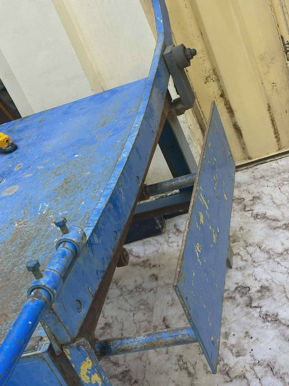 معمل كامل للبيع ***********
