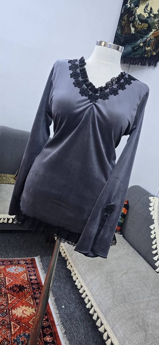 خياطي حسب طلب الزبائن
الامين نواب الضباط خلف افران الروشة للحجز وتساب ***********
