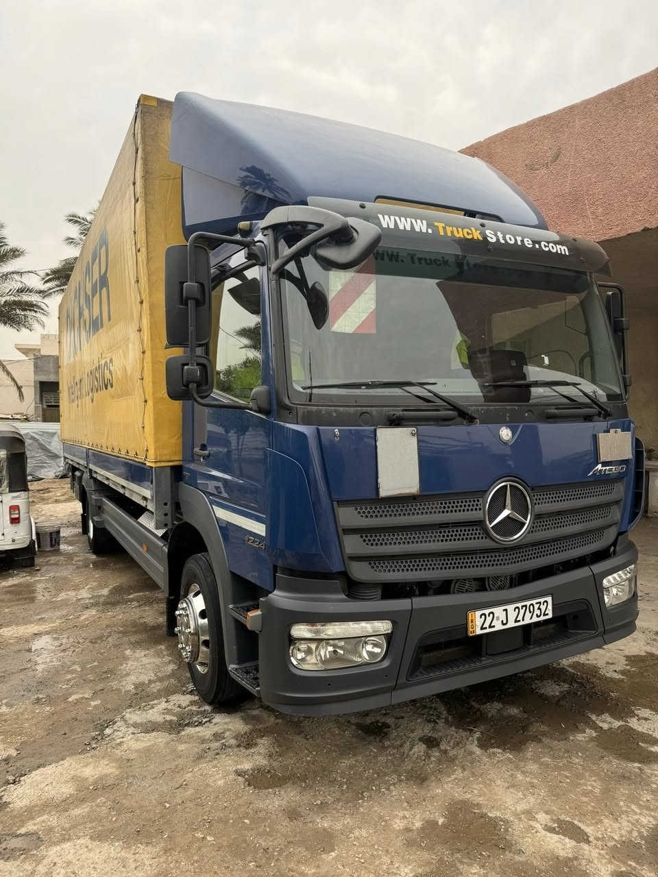 سلام عليكم اتيكو وحش ٢٠١٦ مجموعه اكتروز 
   المواصفات 

كامره حساس رادار 

قفل اكسل 

كير اوتماتيك 

جوبلس خلفي

ورك امامي 

تخم تاير 

تدفئه تبريد بلادي 

الطول سبعه وربع 

ماشيه ٤٠٠حقيقي ترقيم جديد سياره باسمي عنواني بغداد 

هاتف *********** 
***********
