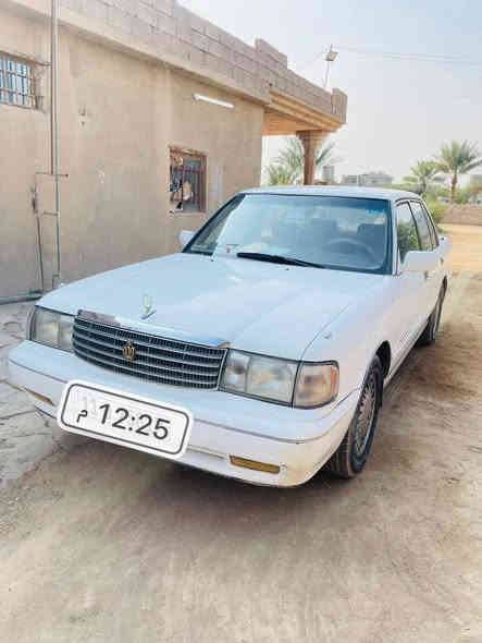 السلام عليكم
كراون ارنب للبيع 
موديل 98
اصل يسار

نضيفه جدا رقم بغداد هزه جديده 
ترايك وين ماتريد
2029  شرط التحويل كير محرك شرط 3000

صدر 100/80 

السعر 87 وبيها مجال شي قليل 
راسلني خااص
الهاتف ***********
المكان صلاح الدين قضاء بيجي
