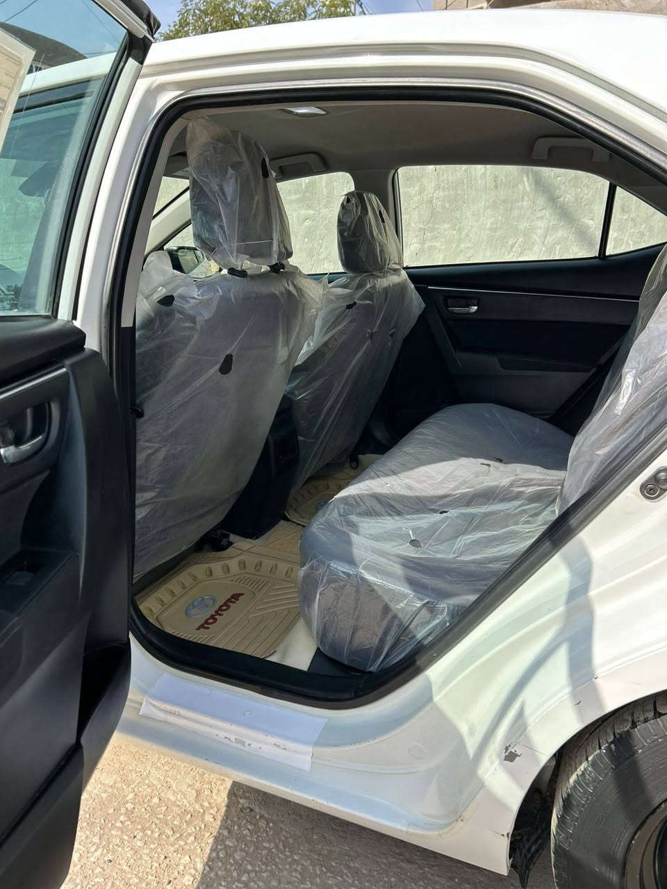 كورلا ١٨ للبيع رقمه بابل المكان بابل مركز وارد امريكي صور الحادث موجوده بارد قبق الجنطه وبارد بنيد وبلعراق صار بيه نص الباب ونص الجالمغ بدون دواخل بدون ايرباك بجم كبس ماشيه ١٠٧ ميل سعره ١٣٣ وبيه مجال سونار موجود الرقم ***********
