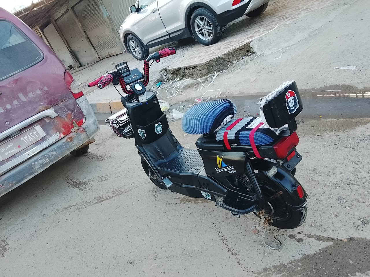 سلام عليكم من للبيع شحن خمسه بطاريه رقم ***********
