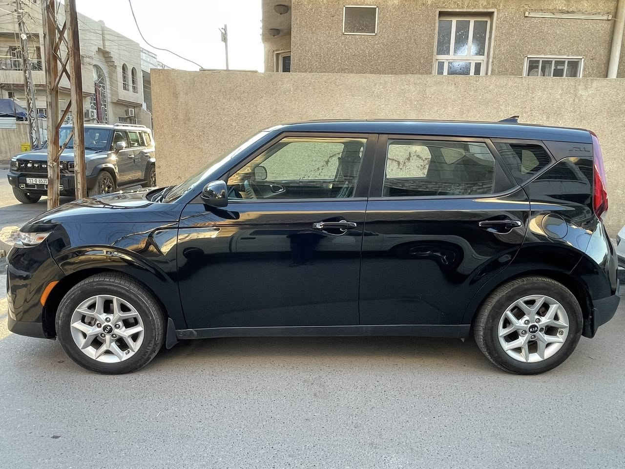 السلام عليكم عندي كيا صول موديل 2020 للبيع
السيارة لون اسود وارد امريكي رقم بغداد
ماشية (56 ) الف كيلو
وليس ميل حادثهة جدا بسيط فقط دعامية امامية ومبدلة الدعامية طاك ايرباك استيرن فقط السيارة كلهة ليبل واحد ماكو اي قطعة تبديل او صبغ وموجودة صور الحادث بالمنشور
نوع السيارة S معروفة مواصفاتهة
مواصفات السيارة
1- (محرك 2000 دوش )
2- شاشة كبيرة
3- كامرة خلفية دوارة
4- حساس توقف ذاتي امامي وخلفي
5- حساسة نقطة عمياء
6- كروز سرعة
7- تحكم ستيرن
السيارة مغلفة الارضية جلد تبريد ثلج مابيهة اي نقص تايريات باتري دسكات
السيارة سعرهة 127 يعني دفتر وسبعة وعشرين ورقة وبيهة مجال اكيد للشراي
السيارة موجودة بغداد / البلديات اي استفسر على اي شي ثاني متواجد واتس اب ***********
