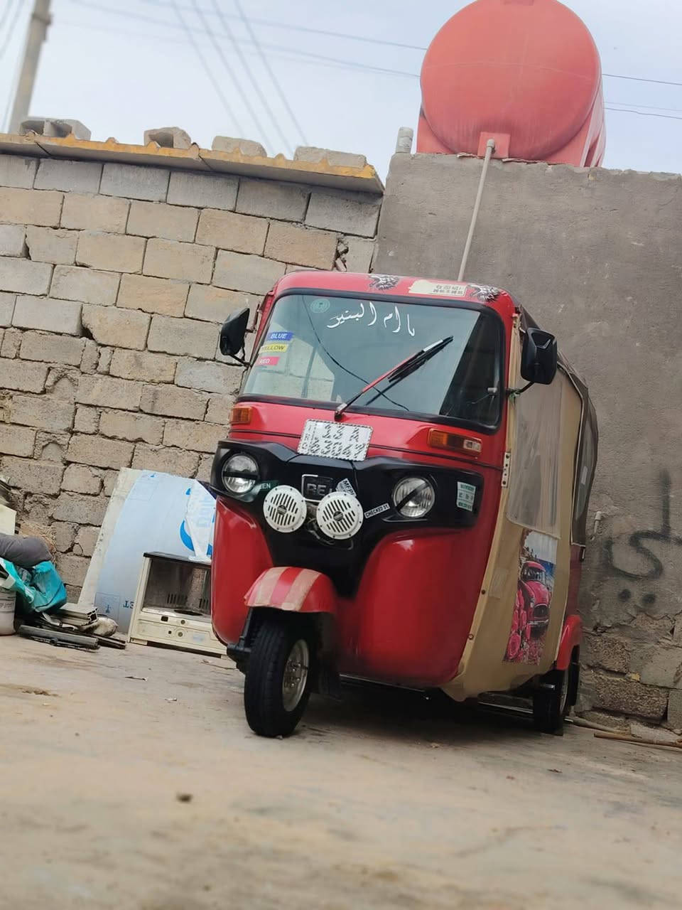 السلام عليكم شباب تكتك للبيع موديل 22 شهر الثاني او الثالث رقمه سنويه ***********
