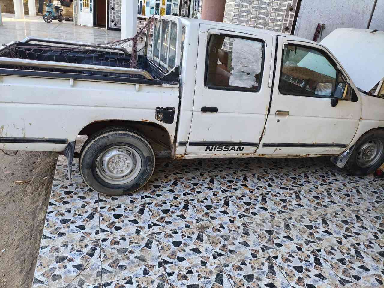 سلام عليكم بيكم نيسان دبل للبيع موديل 94 كير ومكينه بلااد كير عادي رقم بصره السعر 30وبيها مجال *********** ......المكان القرنه ***********
