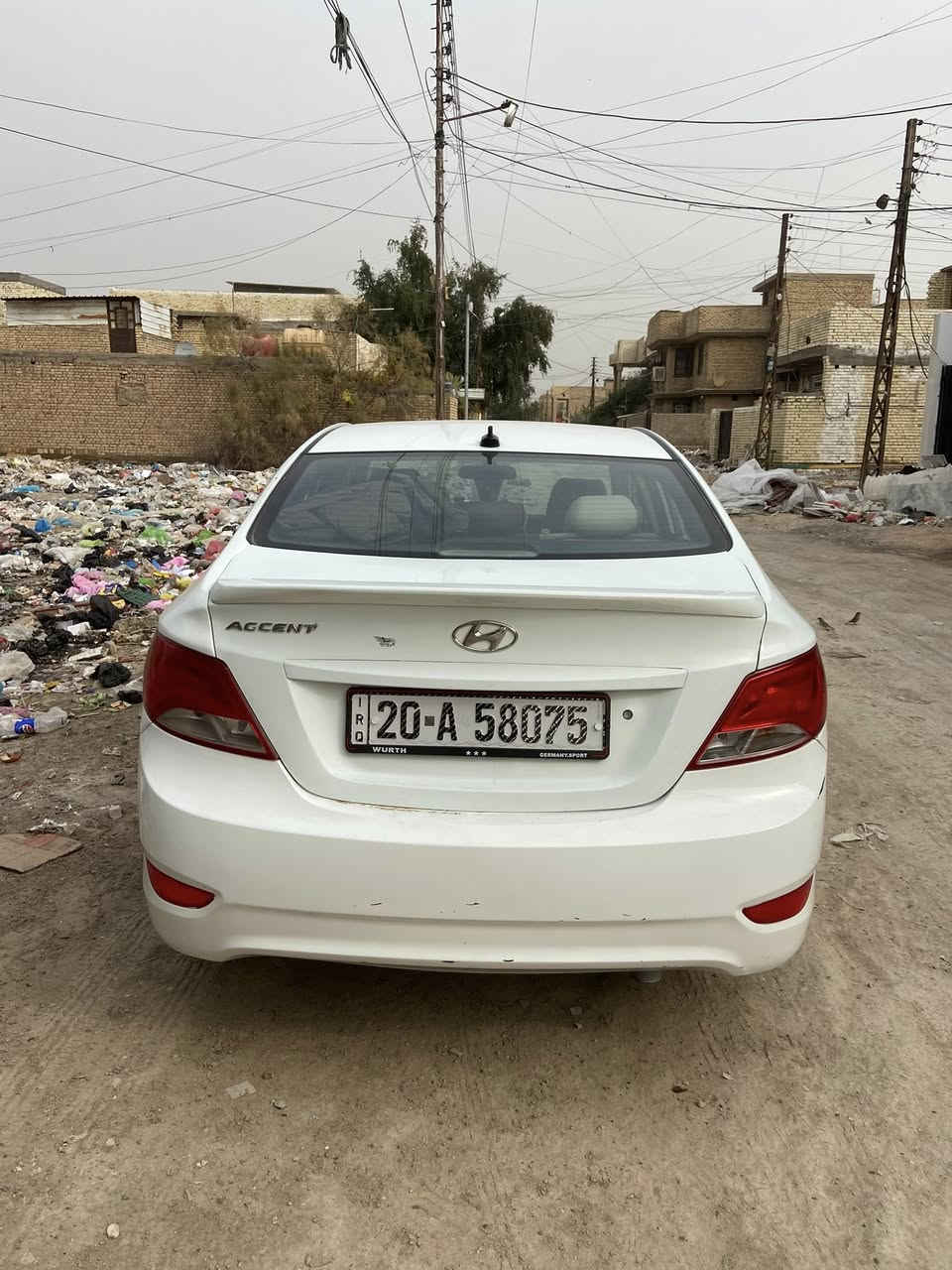 اكسنت مديل 2015 سياره نضيفه كلش صدر تخم تاير تدفع تبريد كير مكينه كله مكفول بيهة بابين صبغ وجاملغ  السعر ٨٥ وبيهة مجال حك جيه 
الموصفات نص فول امريكيه سياره حادث جاملغ خلفي العنوان بغداد لحسينيه راشديه تحويل مباشر مشروح وطني 
***********
