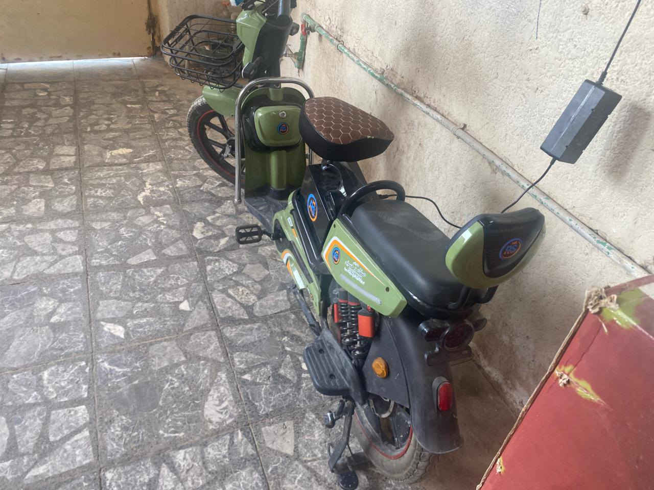 دراجه شحن ب350


**إذا كنت صاحب هذا الإعلان وتريد حذفه لأي سبب، رجاءا أرسل رسالة إلى الدعم الفني**