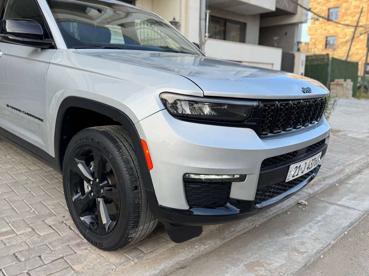 السلام عليكم 

مكان السيارة المنصور الداودي

السعر   /.  ٢٨٥ ورقه

الرقم   /.  *********** 

جيب ٢٠٢٣ فول موصفات عدى الفتحة ٧ راكب السيارة

كشنات جلد و هيتر و رادر صندوق كهرباء موصفات الجيب كلها بس عدى الفتحه  ماشية ٤٨ الف مايل 

صور الحادث و السونار مرفق 
جاملغ و بنيد و نص جاملغ سايق و باب خلفي جهة السايق بغداد, العراق
