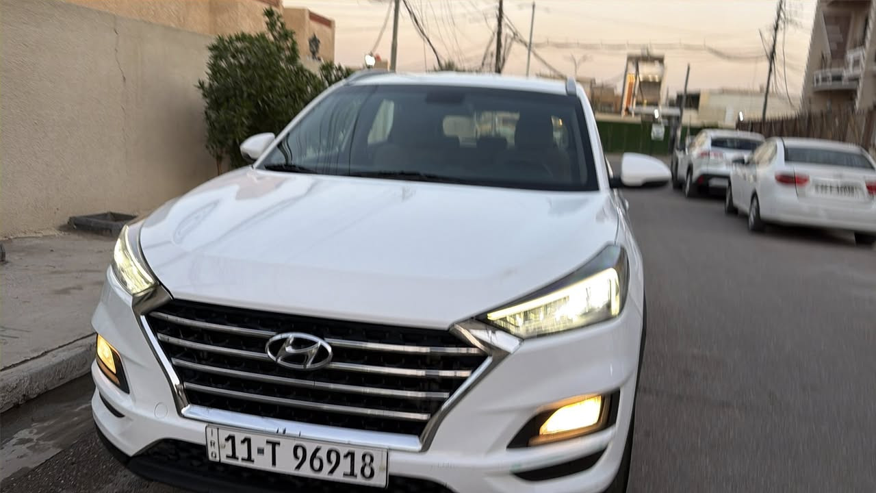 توسان خليجي موديل 2020 رقم بغداد شركه الكاصد بيه طخه خفيفه بدعاميه وصار بارد بجاملغ امامي مواصفاته محرك 2000 دوش بصمه تشغيل كراسي اثنين كهرباء شاشه اصليه كامره حساس امامي خلفي مري شفط  لايت 5 عدسات ويل كب سياره جاهزه تخم تاير صدر جديد مكاني بغداد الاطباء 188

***********
