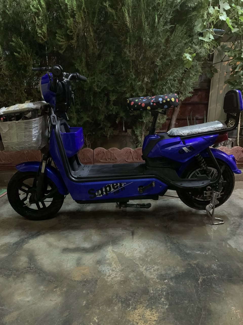 للبيع بيسكل شحن حجم 14 بيسكل نظيف مستخدام 6 اشهر بيسكل باس ينزل شحن باس يحتج بطاريه واحد تبديل ثاير خلفي بانجر بعد مابي اي عيب سعر 200 الف بي مجال عنوان كركوك موجود على خاص راقم الهاتف *********** وتساب موجود
