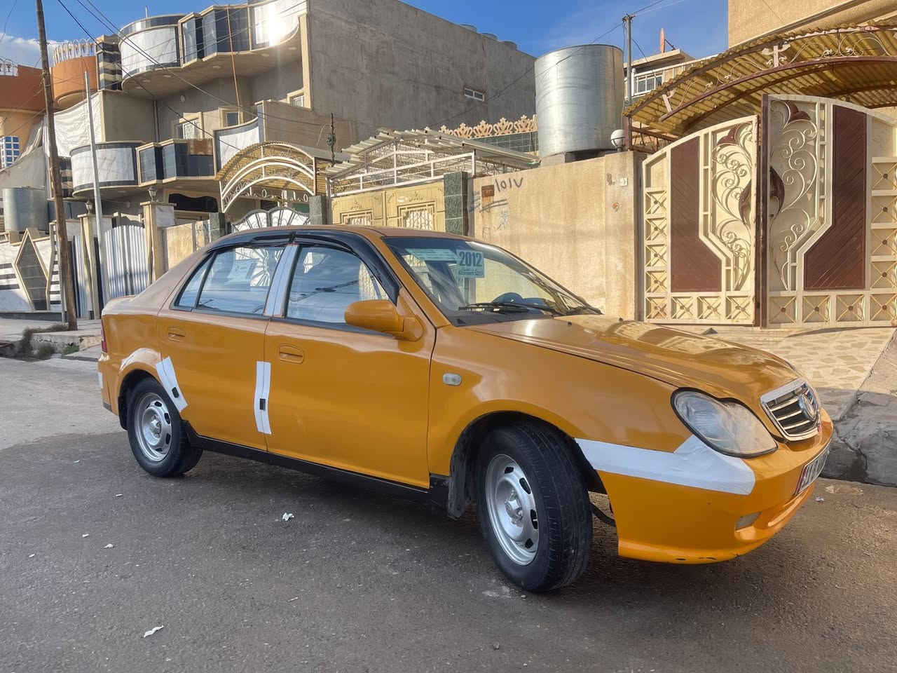 سي كي مديل12 سياره باسمي هيه وغرامه بشرط مصفره سنويه لل 30كابون بانزين مكينه وكير كهربائيات باتري تدفه طخمها تايرات كلها بشرط 
تبريدها كامل 
مصبوغه عام سقف تكم شرط بلا معجون وبيها طخه بل جاملغ الخلفي سعر 43وبيها مجال 
رقمي ***********
