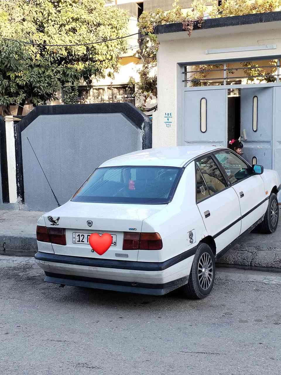 سياره للبيع نظيفه استفسار على الرقم ***********
