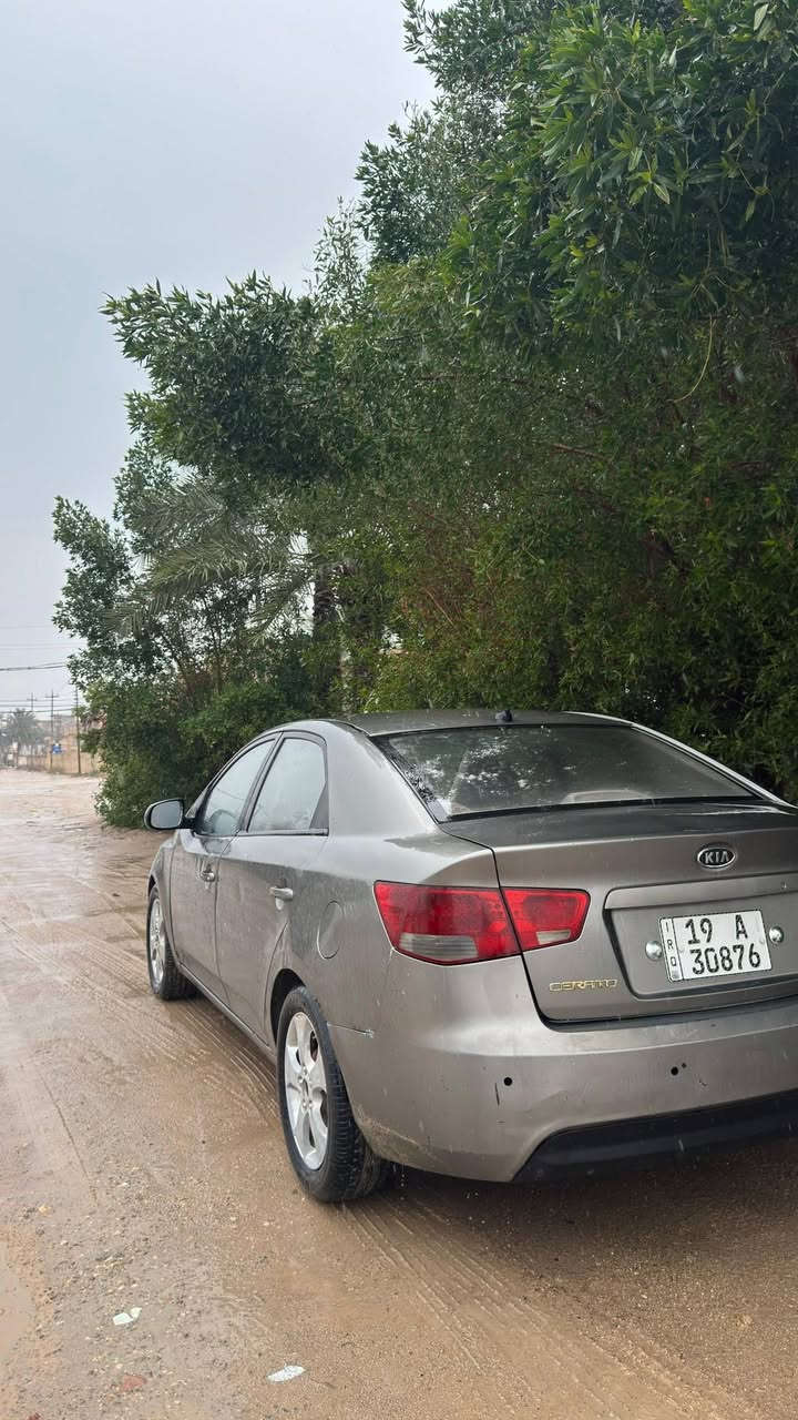 السلام عليكم كيا سيراتو ٢٠١٢ رقم كربلاء دولي السياره جاهزه مكان كربلاء الاتصال ع *********** السعر ٨٠
