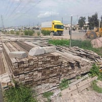 قالب خشب للبيع 200متر لوح 4جديد لوح 3متر جديد 07505881744
