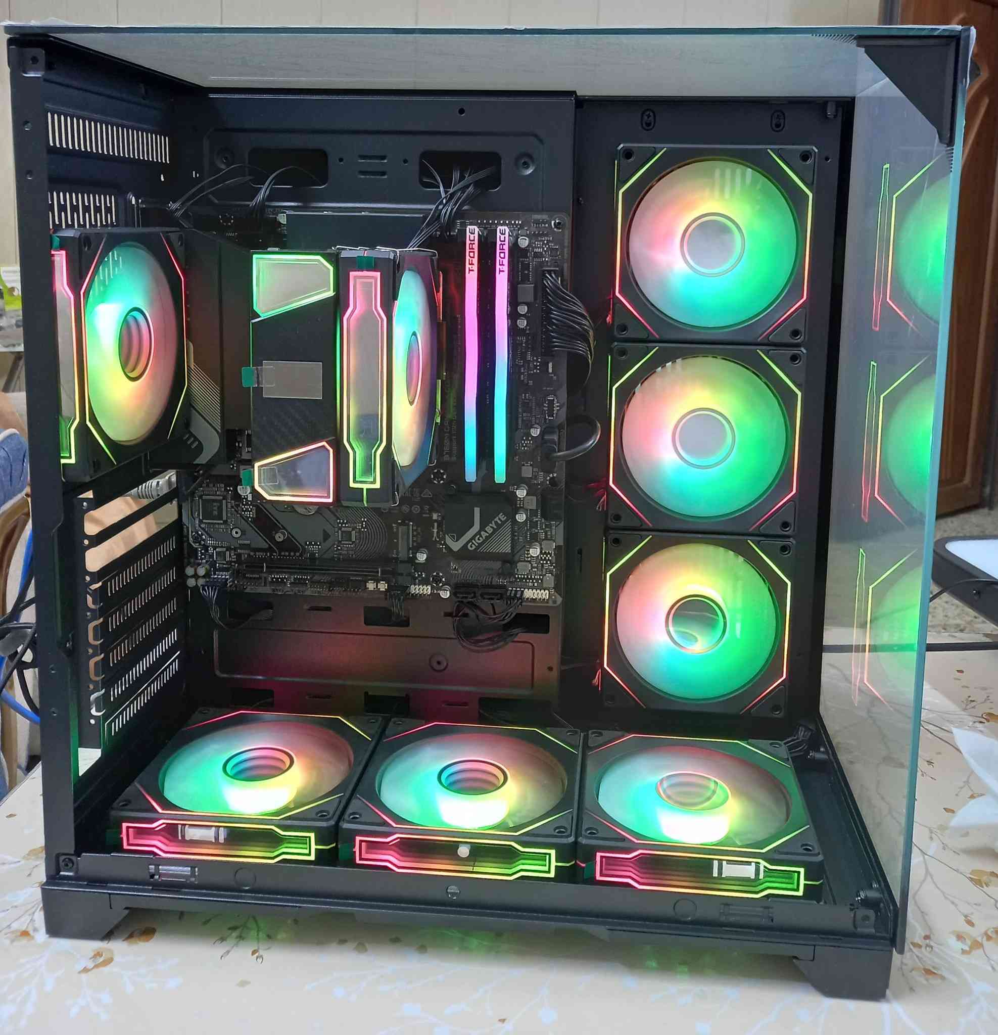 تجميعة جيل 13 كارت شاشة داخلي
المذربوردGIGABYTE B760M
المعالج i5 13400
الرامات T.FARCE RGB 16G 3600
الهارد M.2 1T 
بور سبلاي 650W 
كيس جام 7 فانات مع هاب مع ريمونت


**إذا كنت صاحب هذا الإعلان وتريد حذفه لأي سبب، رجاءا أرسل رسالة إلى الدعم الفني**