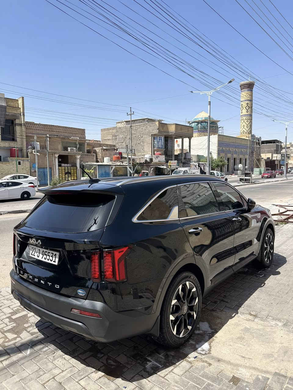 سورنتو 2022  كفاله فقط قطعه واحدة تبديل أصلي  باقي كفاله عامه  اربع سلندر 2500 تنفس طبيعي رقم اربيل سنوي 2030 
هزة جديده موصفات سياره عادي 
سبع راكبه 
 سعر سياره بلاش بل عافي علئ ياخذة 
سيارة 🚘 رخيصه 
شراي يتصل 
***********
