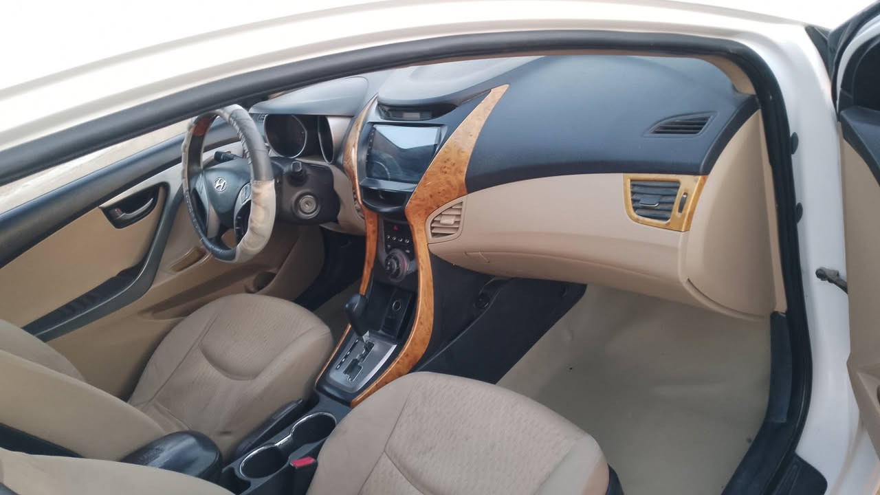 سلام عليكم النتره للبيع خليجي موديل 14 مكان ناصريه مكفوله باب صبق فقط ***********
