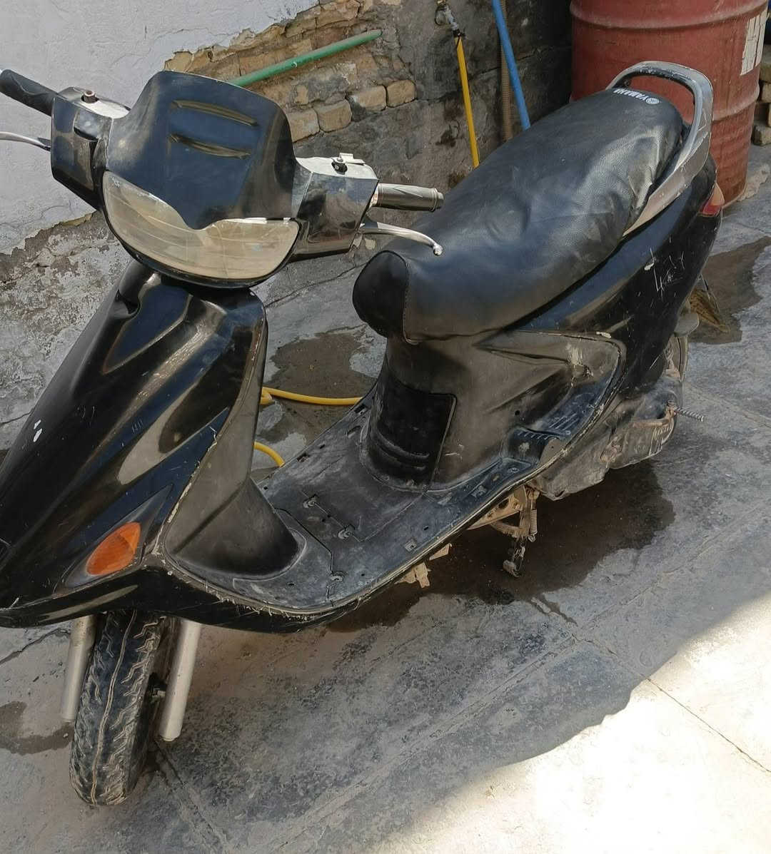 اخوتي عدنة هاي الدراجة للبيع معتازين سعرهة ٣٤٠ وبيهة مجال


**إذا كنت صاحب هذا الإعلان وتريد حذفه لأي سبب، رجاءا أرسل رسالة إلى الدعم الفني**