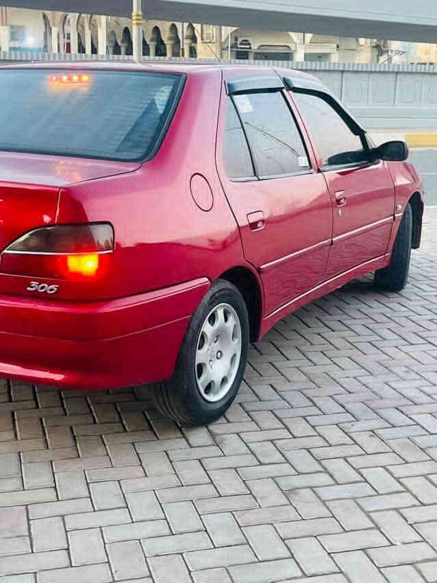 بيجو 306 بغداد ألماني شرط التحويل دوشمه جديده برده بلاد السياره حلوه كير محرك شرط صدر جديد كهربائيات على البلاد بدون اي جطل. دوشمه جديده سستم سماعات دمام صبغ عام شرط بدون حادث ولا فتح ولا شواصي جلح فقط. صبغ درجه أوله. سياره جاهزه. مكاني صلاح الدين قضاء العلم السعر تصل وتدلل ***********
