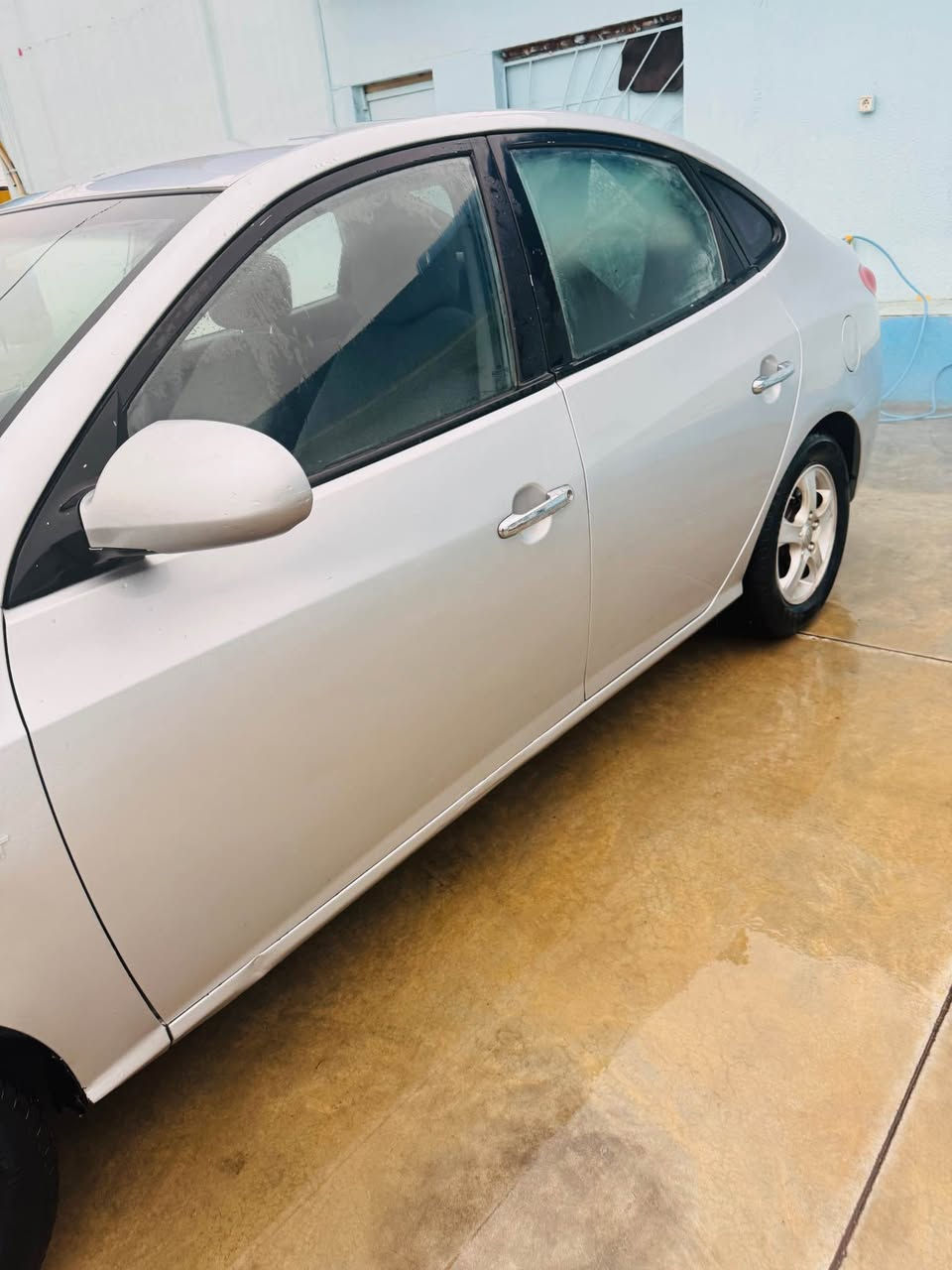 ئاڤانتی 2007
نمونە لە جوانی
گێر مەکینە تەبرید بەشەرت
بەردی گزۆز بەشەرتە
دەعمو لێدراو کەڤەر بەشەرتە
سەقف شوشەیی
کوشن جلد و هیتەر تەبرید لەمس
کامل مەسرەف کراوە
٤٨ گەڵاو کەمێک مەجال
***********
چوارقورنە رانية, السليمانية
